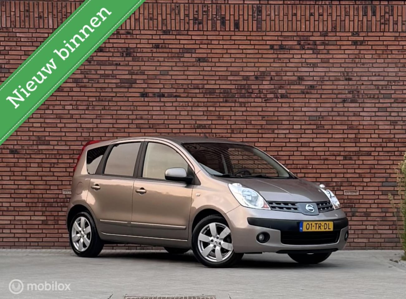 Nissan Note - 1.6 First Note 1.6 First Note,Automaat,Climatr,trekhaak - AutoWereld.nl