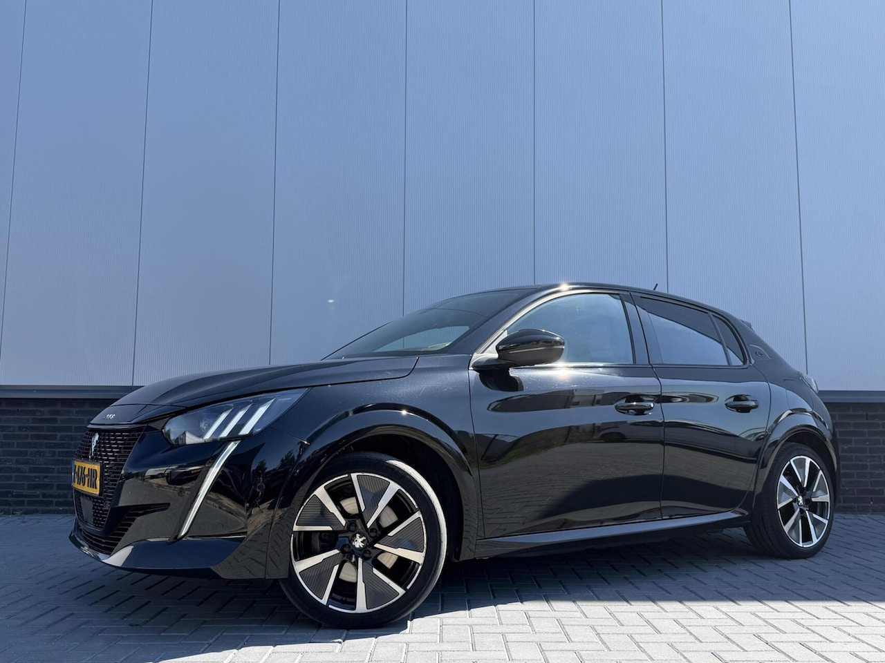 Peugeot e-208 - EV GT 350 50 kWh - AutoWereld.nl