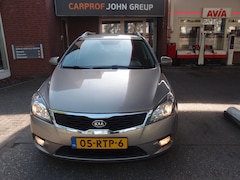 Kia Cee'd Sporty Wagon - 1.6 CVVT Cee'd Autm X-Ecutive