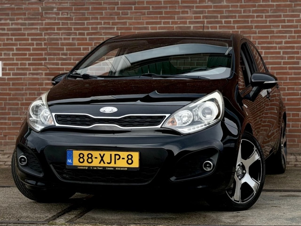 Kia Rio - 1.2 CVVT Plus Pack |Clima |CruiseC |Nieuwe APK - AutoWereld.nl