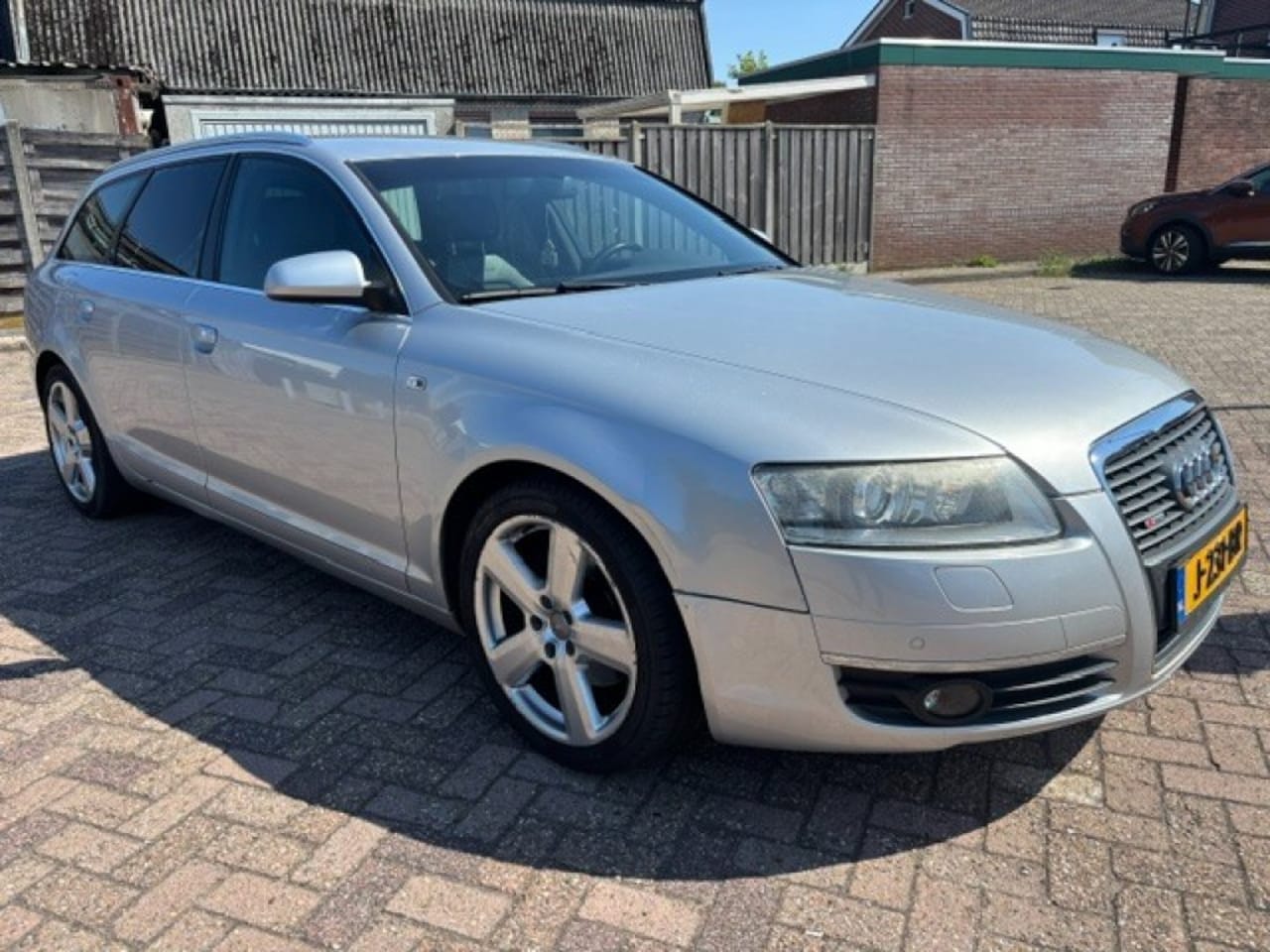 Audi A6 - 2.4 BUSINESS - AutoWereld.nl