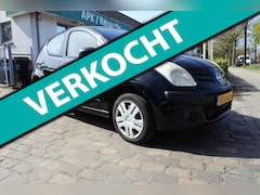 Nissan Pixo - 1.0 Look 5 drs goed rijdend 208 dkm airco met nw apk 30-7-2027