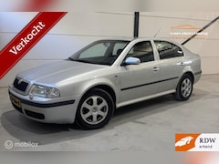 Skoda Octavia - 2.0 Elegance Climate en Cruise Control