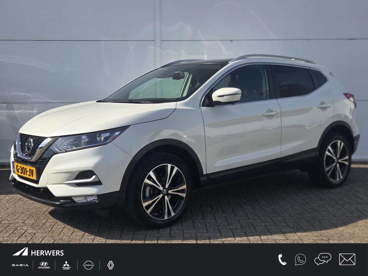 Nissan Qashqai - 1.3 DIG-T N-Connecta / Panoramadak / Airco (automatisch) / Apple Carplay/Android Auto / - AutoWereld.nl