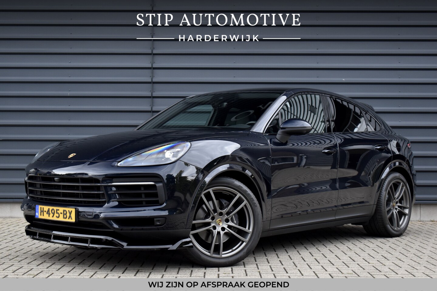 Porsche Cayenne Coupé - 3.0 E-Hybrid 462pk Sport Chrono | Pano | 360 Camera | 21'' Wielen | Luchtvering | Stuurver - AutoWereld.nl