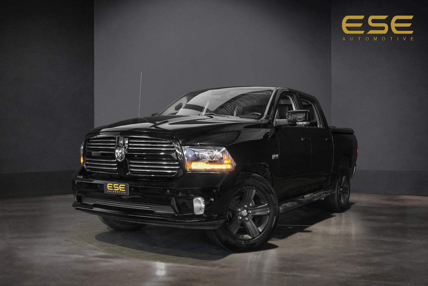 Dodge Ram 1500 - 5.7 V8 4x4 Crew Cab 5'7 5.7 V8 4x4 Crew Cab 5'7 - AutoWereld.nl