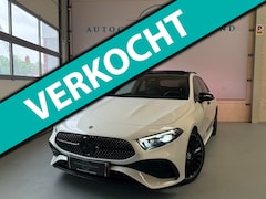 Mercedes-Benz A-klasse - 180 AMG Black Line, 1 Jaar Bovag Garantie, Automaat, Panoramadak, Navi, Camera