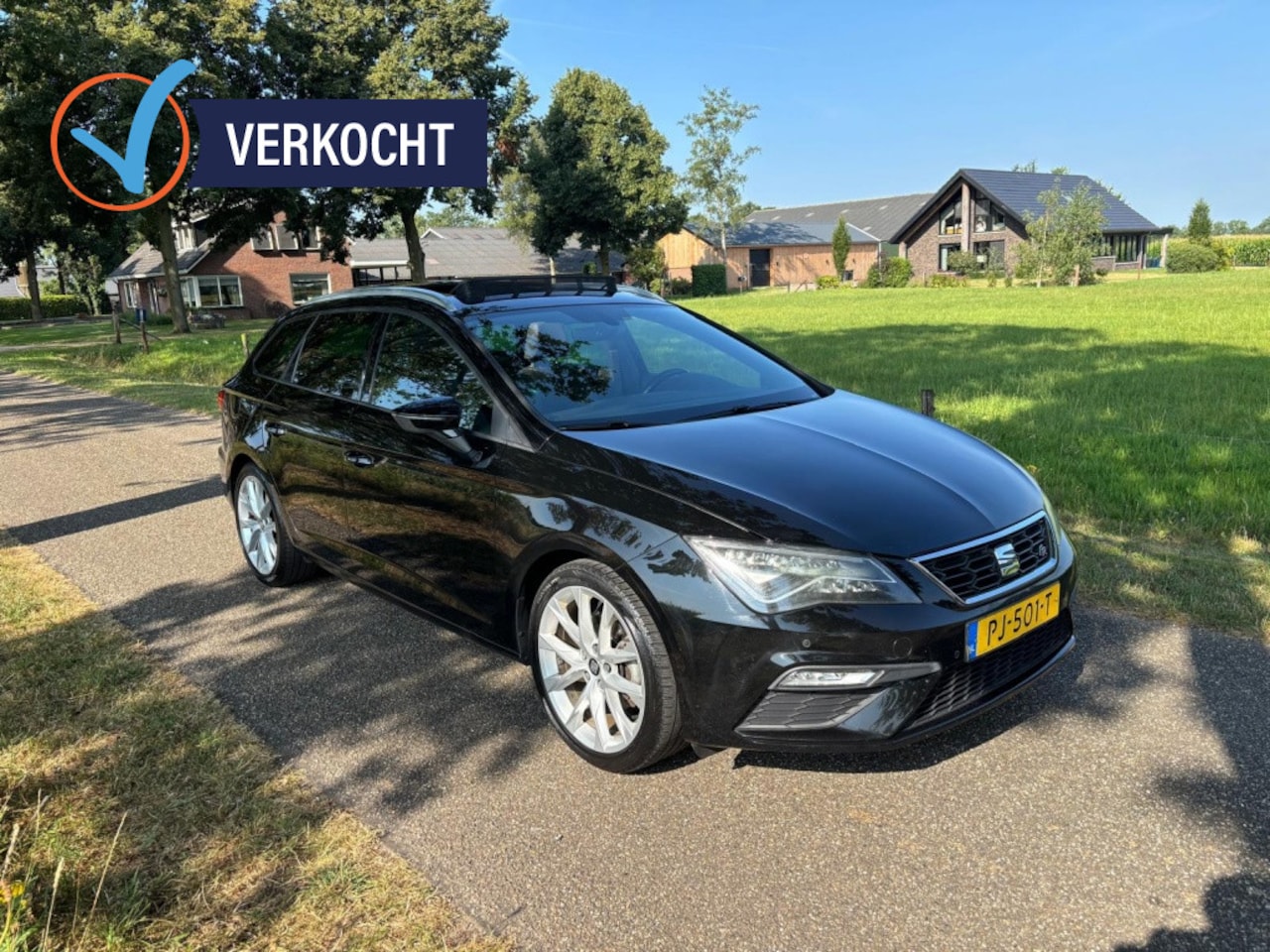 SEAT Leon ST - 1.4 EcoTSI FR | Pano | Camera | CarPlay | NAP | - AutoWereld.nl