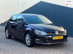 Volkswagen Golf - 1.4 TSI Highline DSG | StoelVW + Massage | Navi | Led