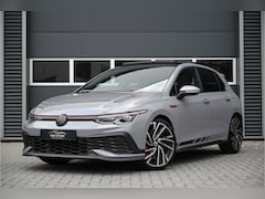 Volkswagen Golf - 2.0 TSI GTI CLUBSPORT 300 PK / PANO / IQ LIGHT / HARMAN KARDON / HEAD UP DISPLAY / MOONSTO
