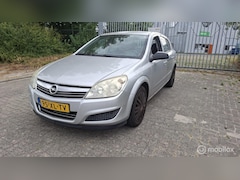Opel Astra - 1.6 Business
