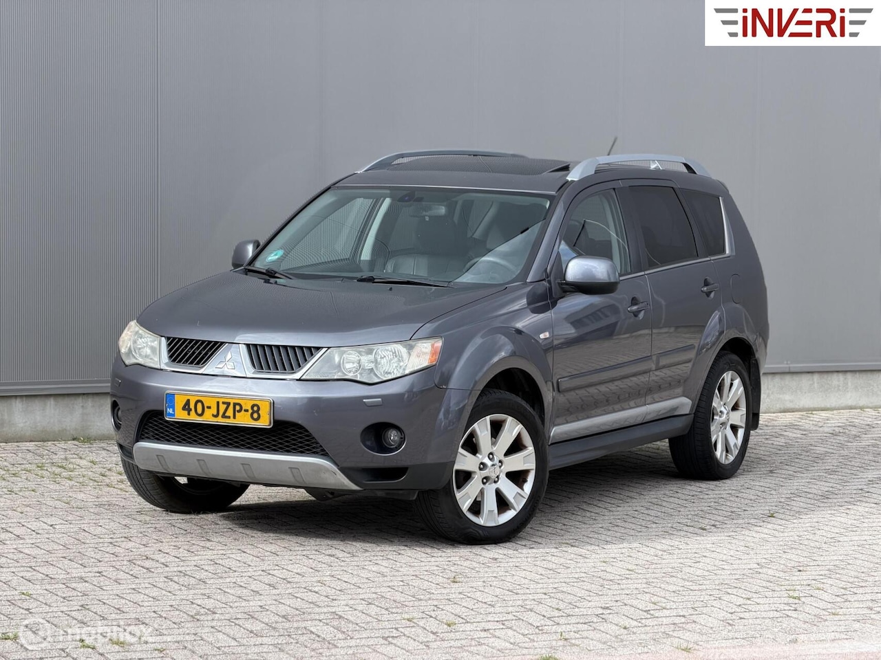 Mitsubishi Outlander - 2.4 4WD 7 Per | LPG | Airco | APK Nieuw | Goed onderhouden - AutoWereld.nl