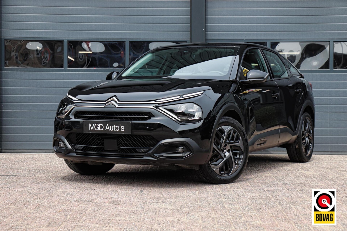 Citroën C4 - 1.2 Puretech Feel |LED|CRUISE|CARPLAY|CAMERA|STOELVERW.| - AutoWereld.nl