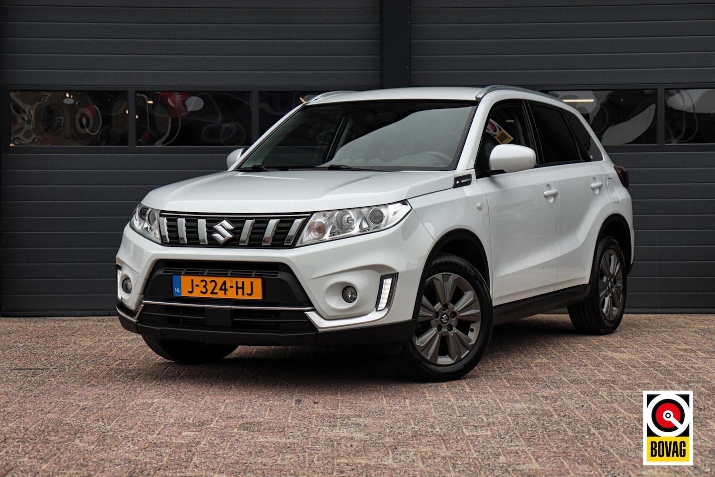 Suzuki Vitara - 1.0 Boosterjet Select |AUTOMAAT|CAMERA|CRUISE|STOELVERWARMING! - AutoWereld.nl