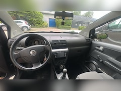 Volkswagen Fox - 1.2 Trendline