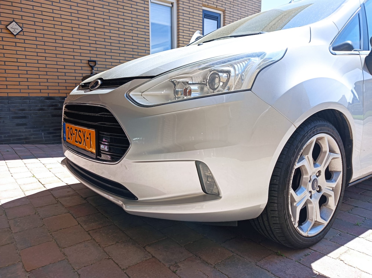 Ford B-Max - 1.0 EcoBoost Titanium - AutoWereld.nl