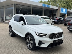 Volvo XC40 - T4 Recharge Ultimate Bright Pano Pilot assist 360 Keyless leder