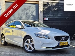 Volvo V40 - 1.6 T3 2012 Kinetic Camera, Cruise, Trekhaak