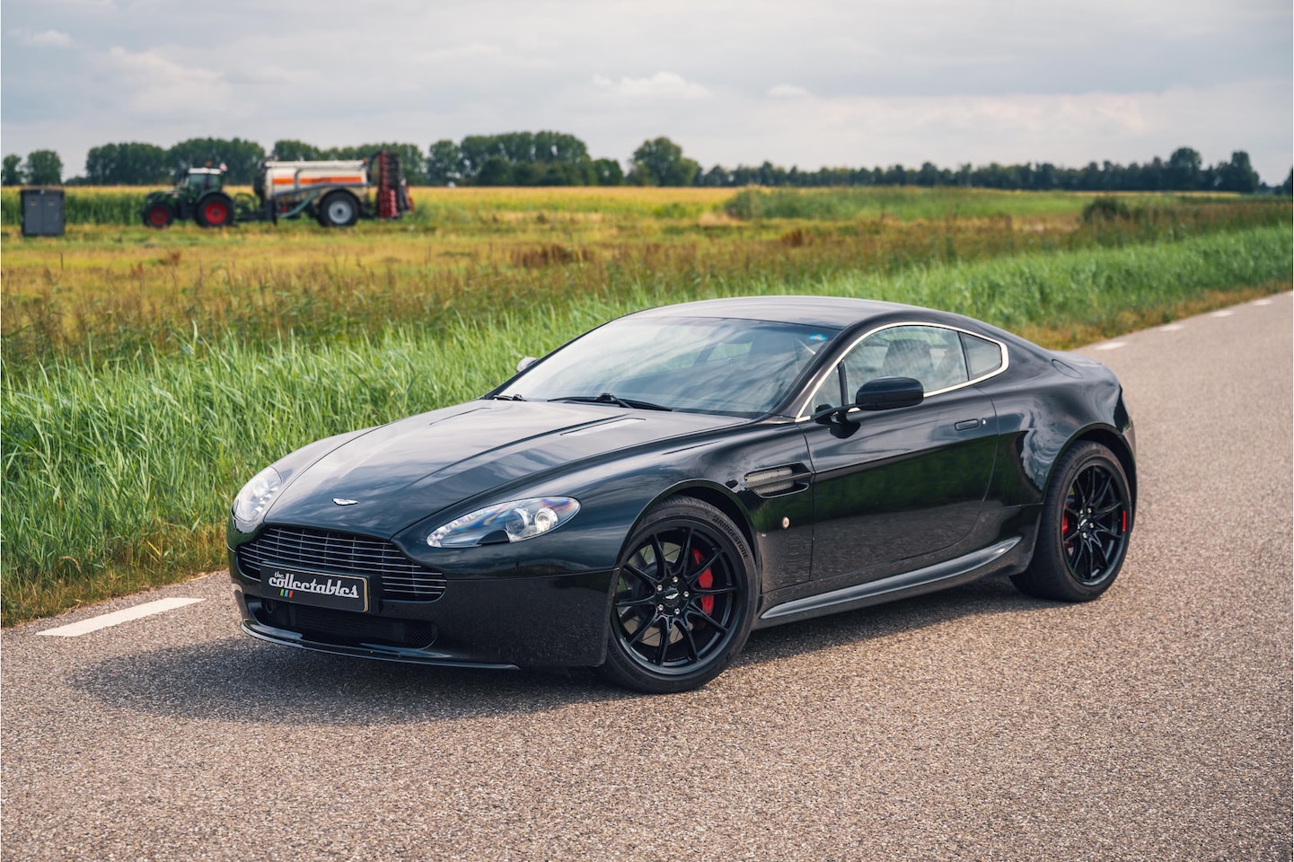 Aston Martin V8 Vantage - N400 4.3 V8 Sportshift nr. 110 van de 240 - AutoWereld.nl