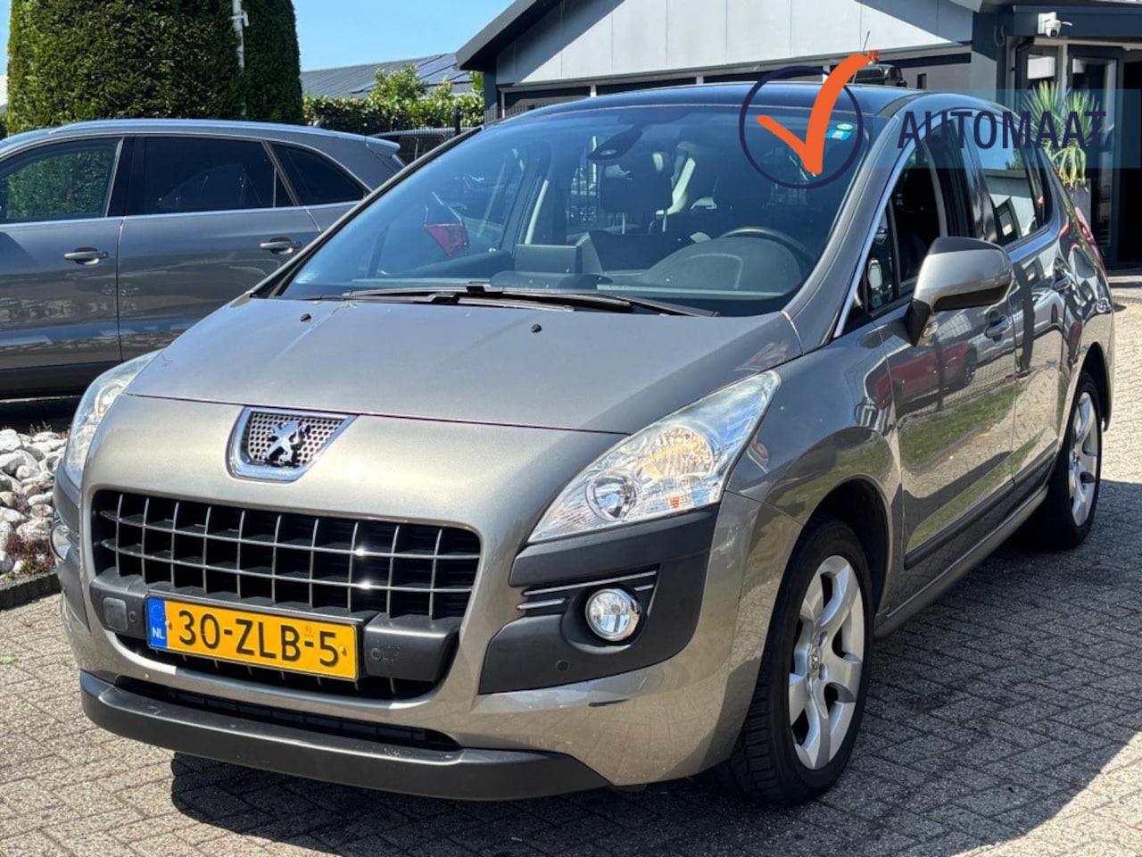 Peugeot 3008 - 1.6 Automaat 2013 Panodak Leer Trekhaak - AutoWereld.nl