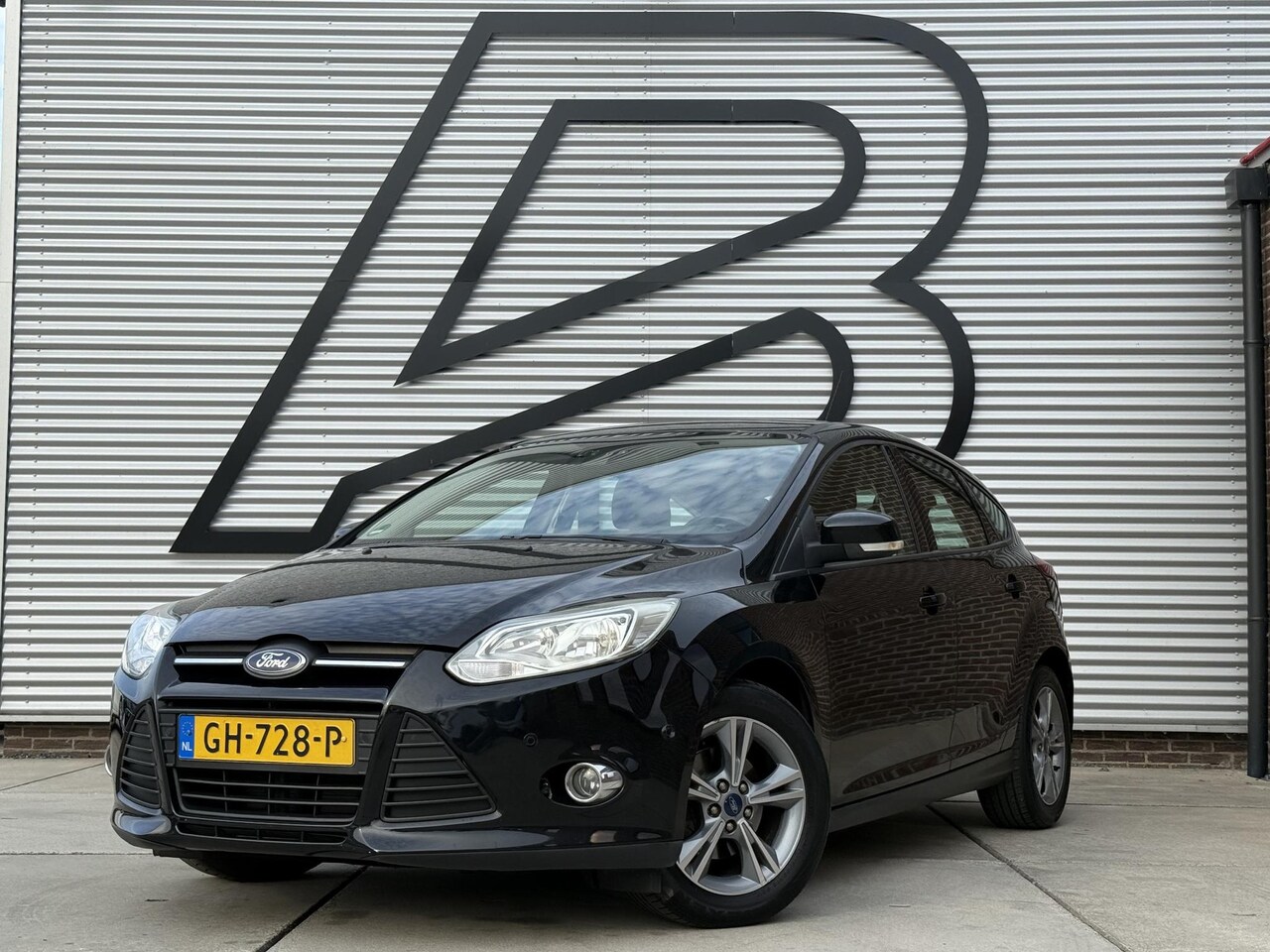 Ford Focus - 1.0 EcoBoost Edition Plus 1e Eigenaar|Airco|PDC V+A|Trekhaak|Cruise|LM Velgen|APK tot 06-2 - AutoWereld.nl