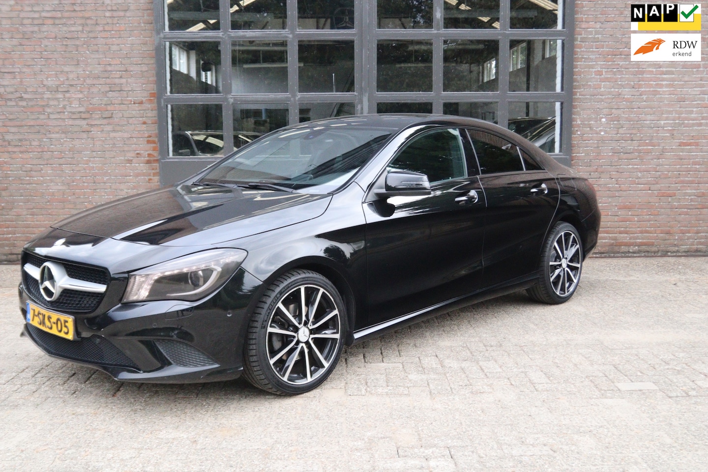 Mercedes-Benz CLA-Klasse - 200 Edition 1 CC-AC-PDC-NIEUWE APK - AutoWereld.nl