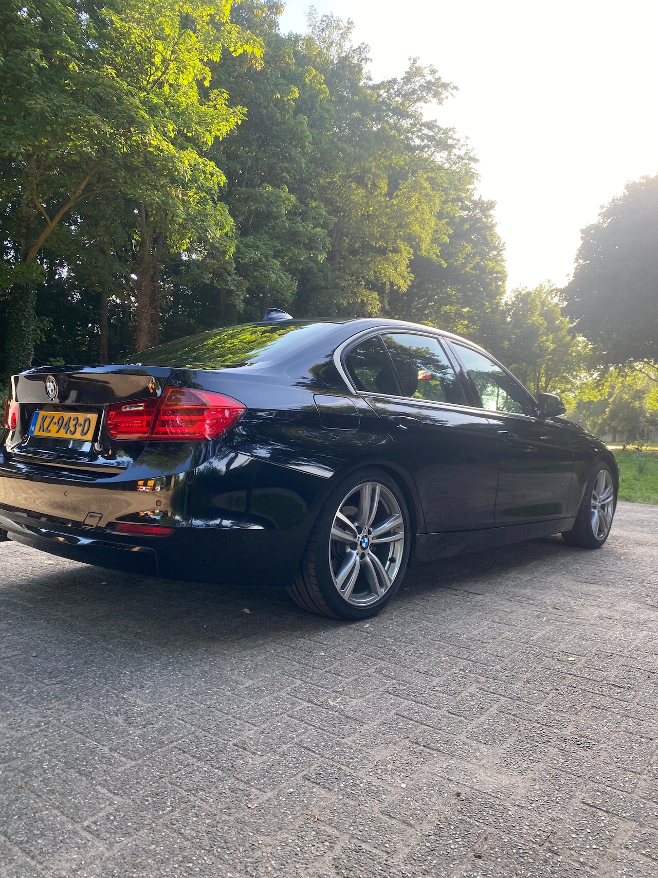 BMW 3-serie - 320d EfficientDynamics Edition High Executive - AutoWereld.nl