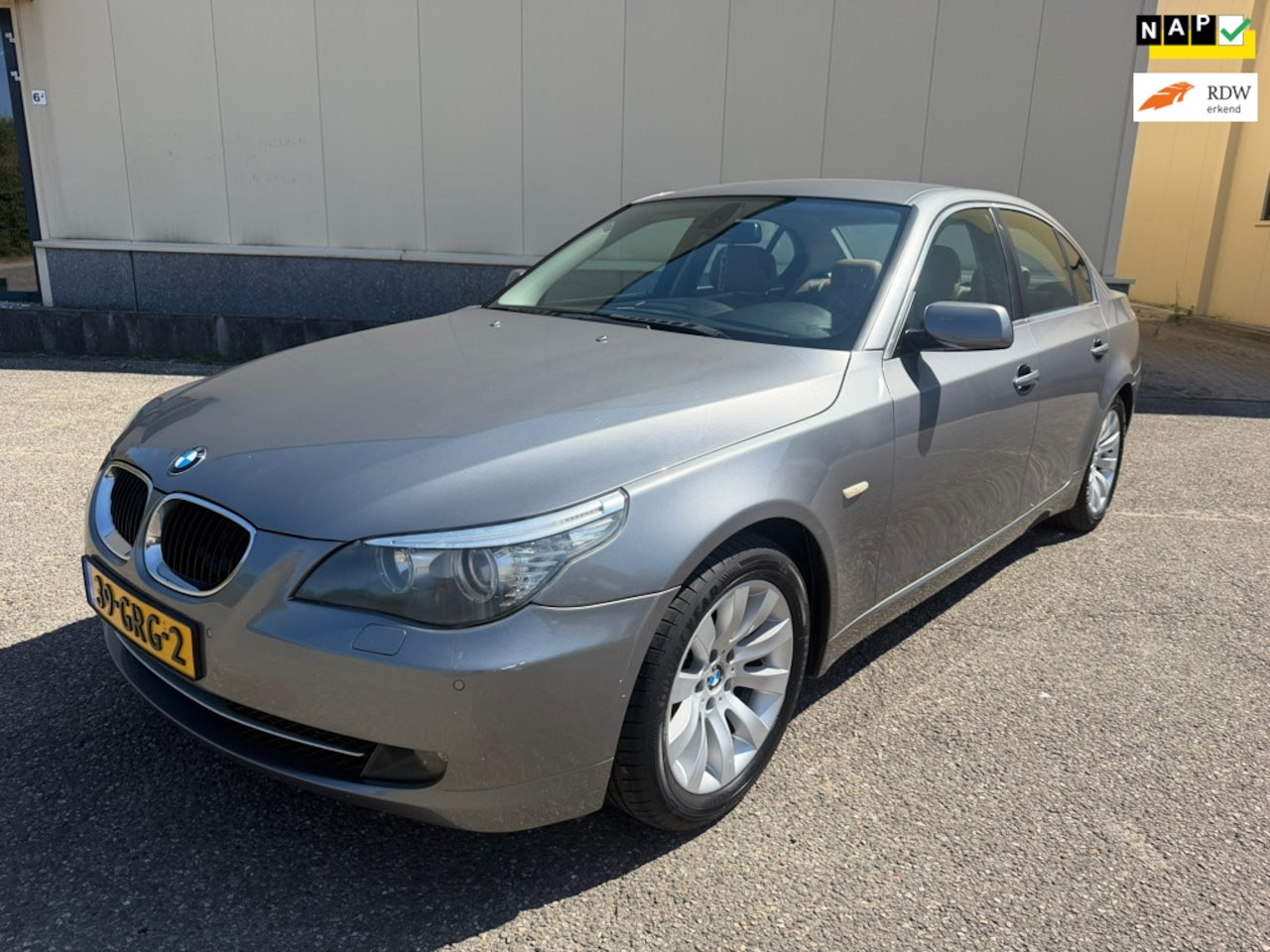 BMW 5-serie - 520i Corporate Lease Business Line Automaat ! - AutoWereld.nl