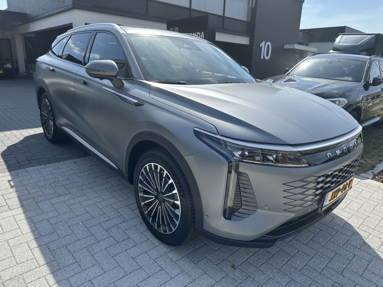 Omoda 9 - 1.5T-GDi SHS-P Prem - AutoWereld.nl