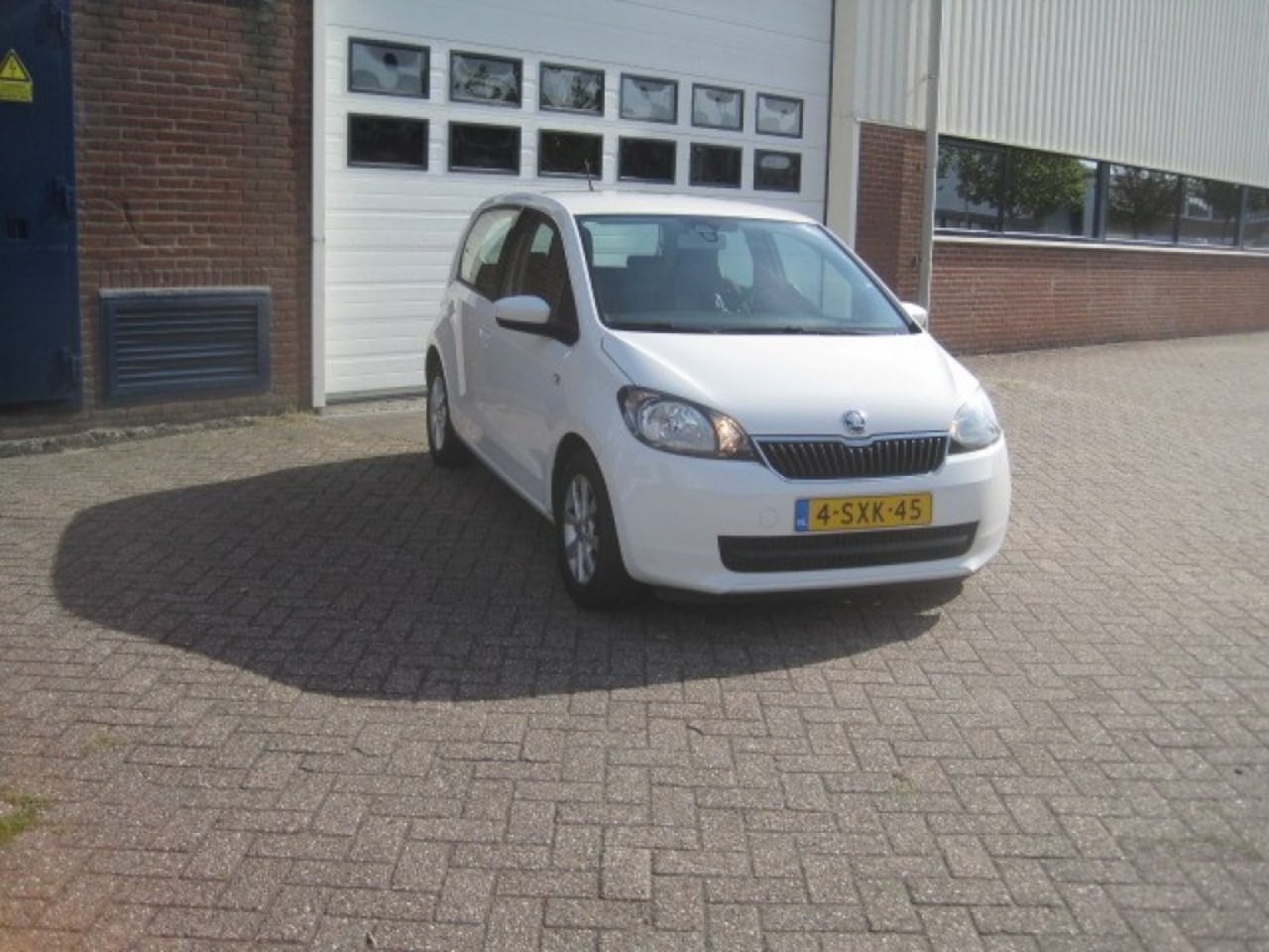 Skoda Citigo - 5 DRS Airco - Navi - Cruise - Elec pakket - AutoWereld.nl