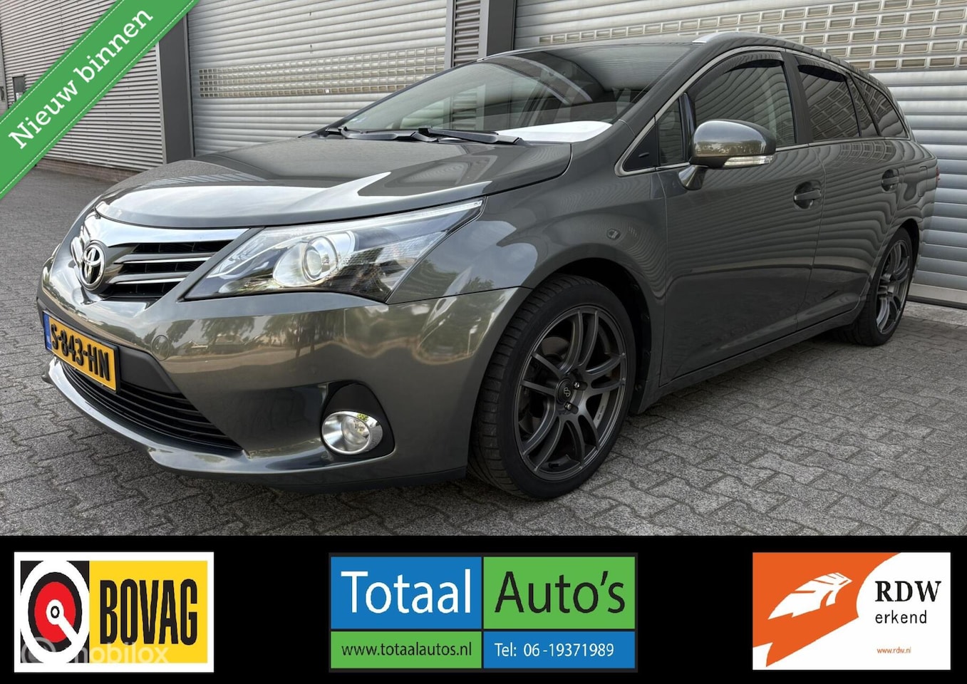 Toyota Avensis - 1.8 VVTi Dynamic Business*CRUISE*TREKH*APPLE - AutoWereld.nl