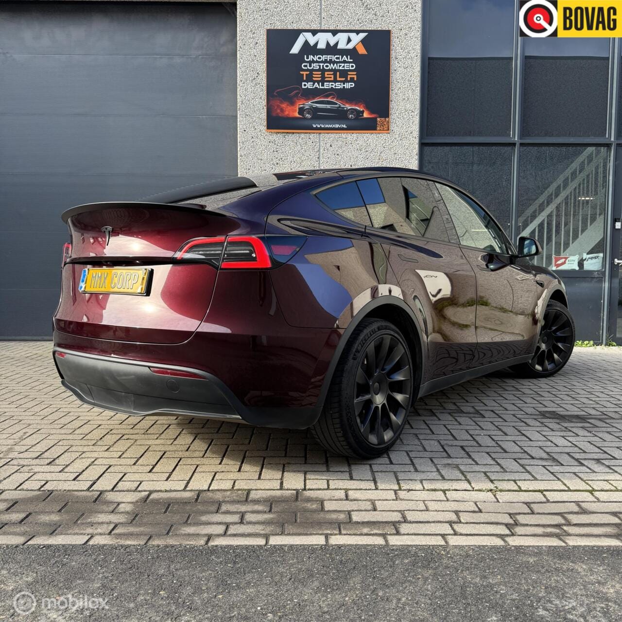 Tesla Model Y - RWD Red Cherry MMX PACK - AutoWereld.nl