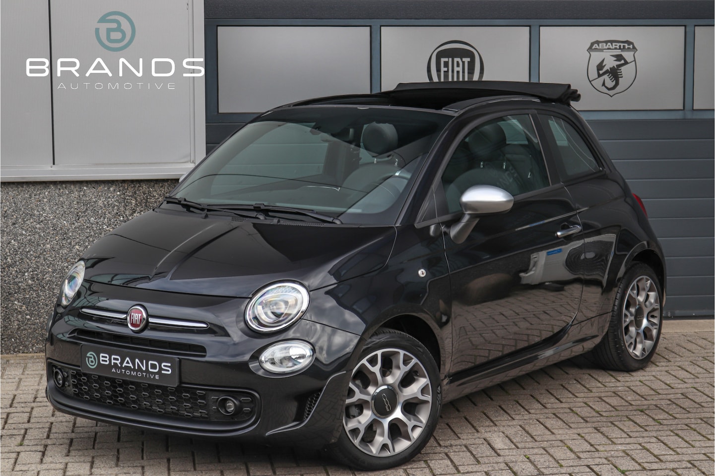 Fiat 500 C - 1.2 Rockstar Carplay Climate Leder Garantie - AutoWereld.nl