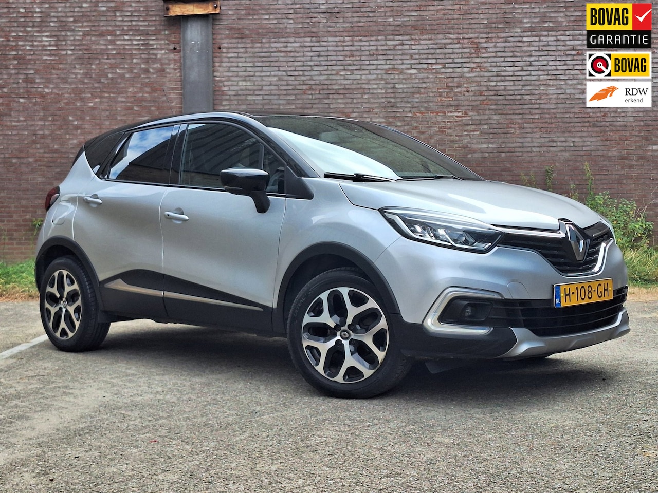 Renault Captur - 0.9 TCe Intens 0.9 TCe Intens, 1e Eigenaar, Navigatie, Climate, Cruise, Trekhaak, Import Auto - AutoWereld.nl