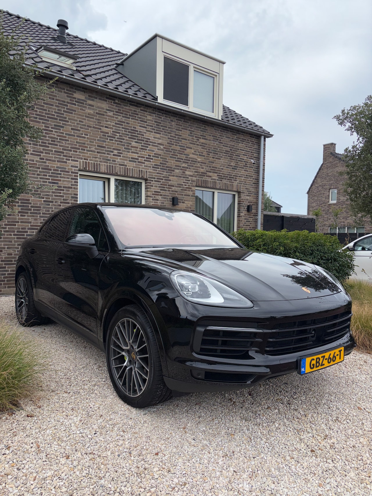Porsche Cayenne Coupé - 3.0 E-Hybrid - AutoWereld.nl