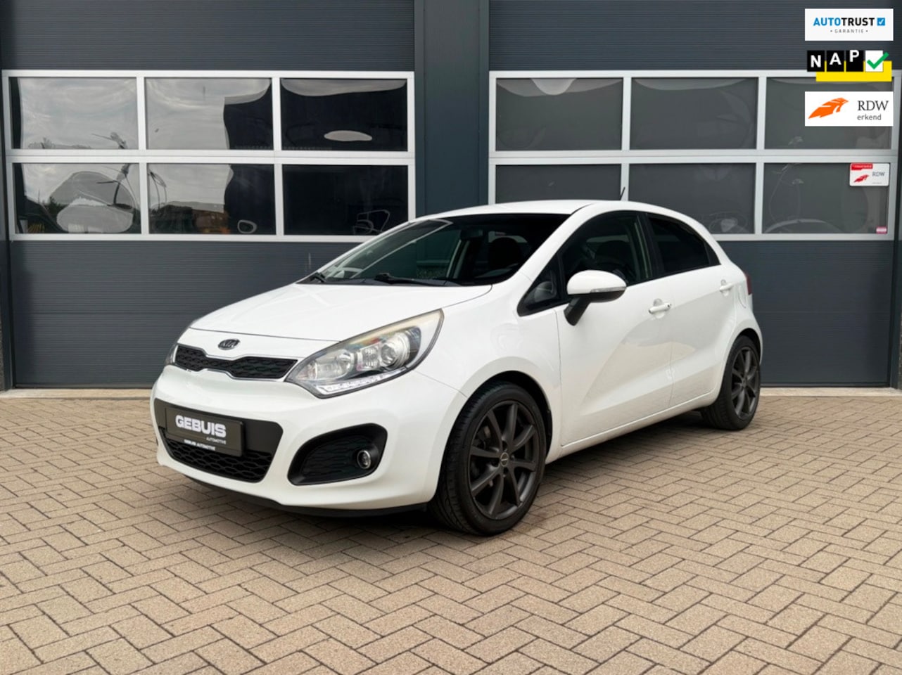 Kia Rio - 1.2 CVVT Super Pack *Achter Camera*Keyless*CarPlay* - AutoWereld.nl