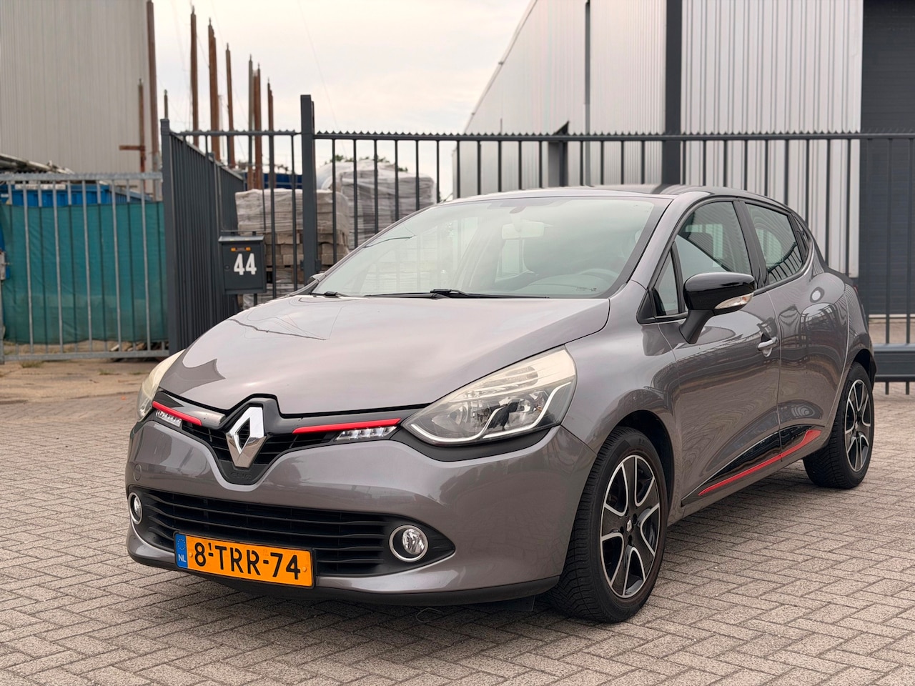 Renault Clio - 0.9 TCe Expression Clima Navi 5 Deuers - AutoWereld.nl