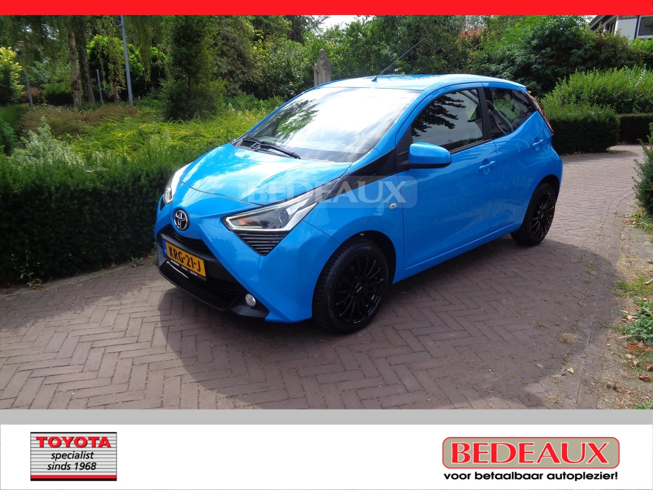 Toyota Aygo - 1.0 VVT-i 69pk 5D x-joy Edition, rijklaar met 12 maanden BOVAG garantie , bij Toyota speci - AutoWereld.nl