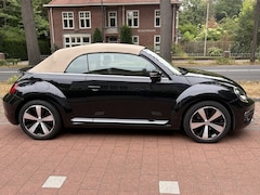 Volkswagen Beetle Cabriolet - 1.2 TSI Design BlueMotion