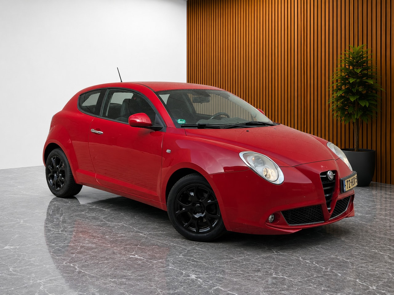 Alfa Romeo MiTo - 1.4 T Distinctive (AIRCO, CRUISE CONTROL, DNA, ELEKT RAMEN, NEDERLANDSE AUTO, ZWARTE VELGE - AutoWereld.nl
