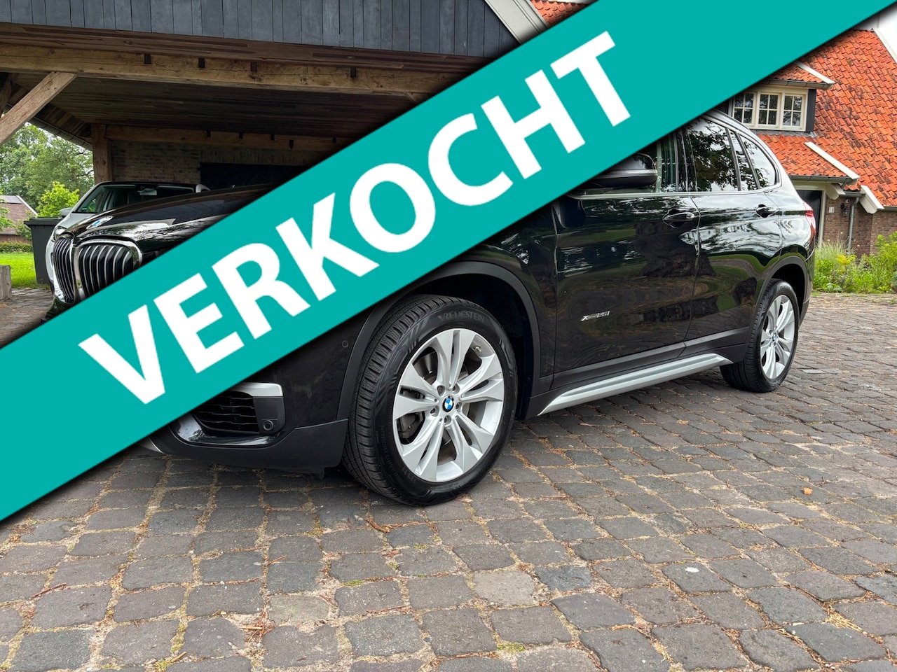 BMW X1 - XDrive25i High Executive, panoramadak - AutoWereld.nl