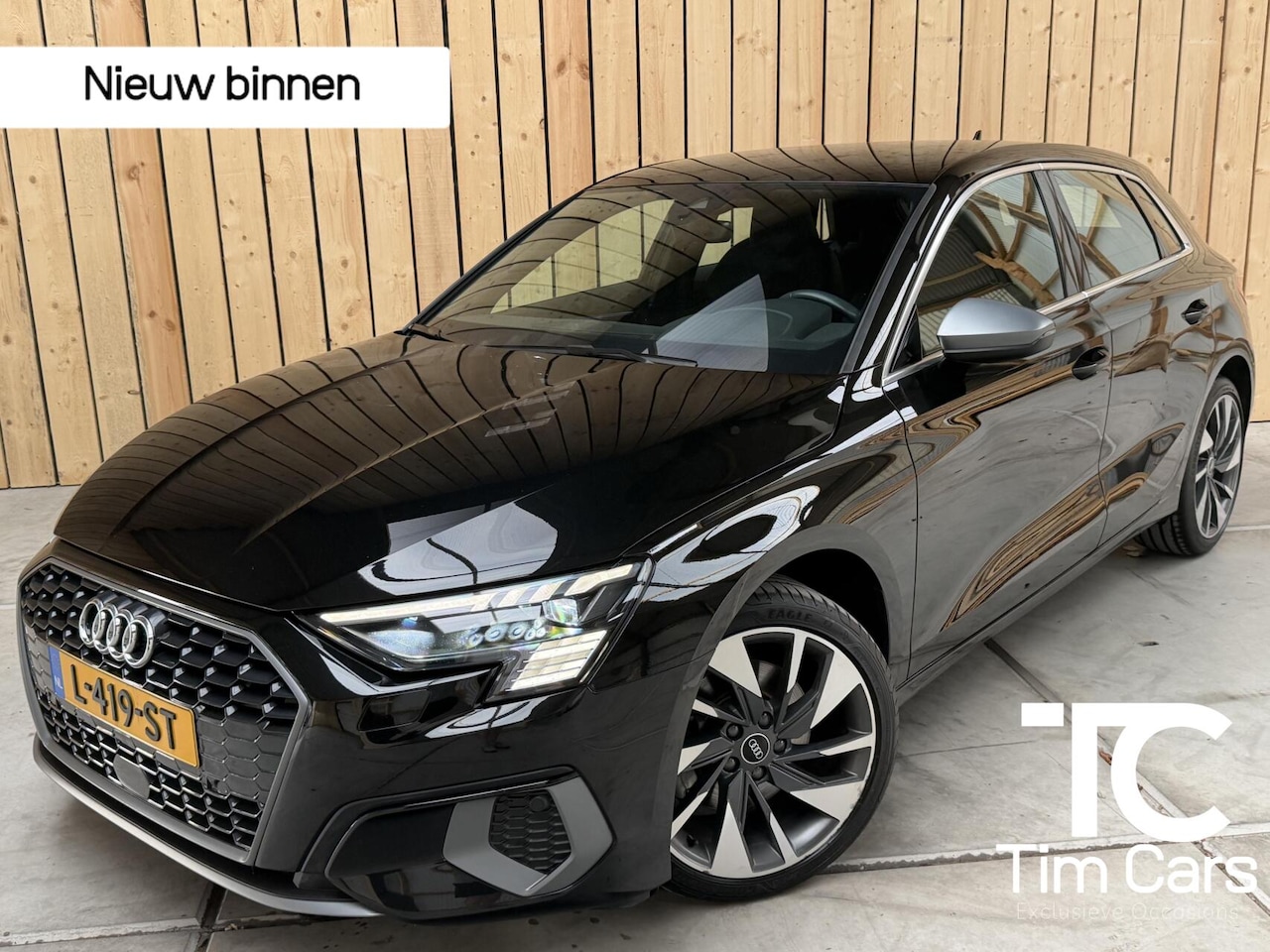 Audi A3 Sportback - 35 TFSI edition one S S-line Automaat | Standkachel | Stoelverwarming | Ambiance verlichti - AutoWereld.nl