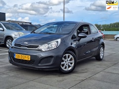 Kia Rio - €3850, -1.2 CVVT Comfort Pack NWE APK NWE OH BEURT