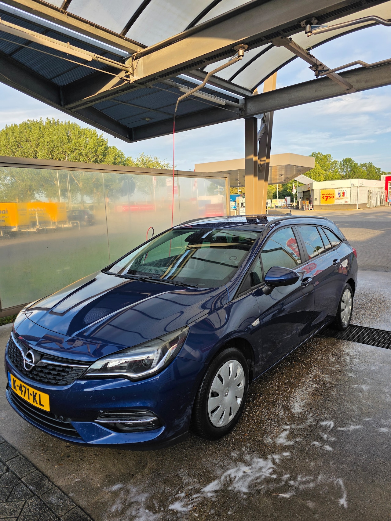 Opel Astra Sports Tourer - 1.2 Business Edition 1.2 turbo - AutoWereld.nl