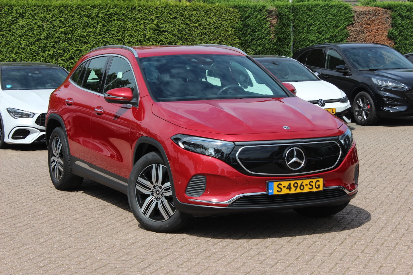 Mercedes-Benz EQA - 250+ Luxury Line 71 kWh / SoH 93,4% / Camera / Leder / CarPlay / Keyless / 18'' / Stoelver - AutoWereld.nl