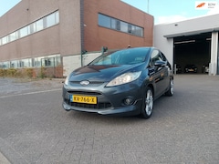 Ford Fiesta - 1.6 Ghia