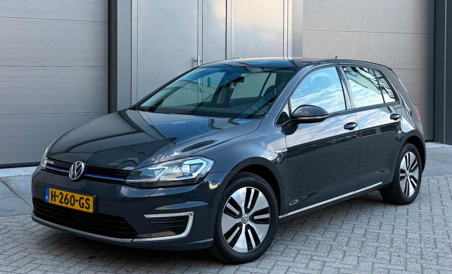 Volkswagen e-Golf - E-DITION 2020 Grijs NAP|SOH 91%|APK|LED - AutoWereld.nl
