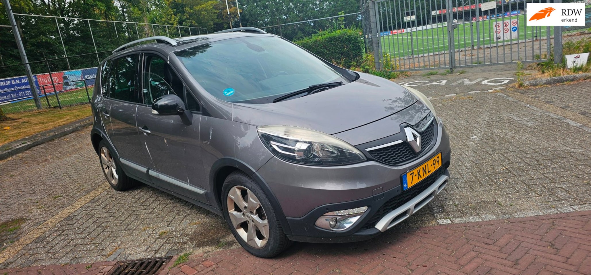 Renault Scénic Xmod - 1.2 TCe Bose pano navi velgen etc - AutoWereld.nl