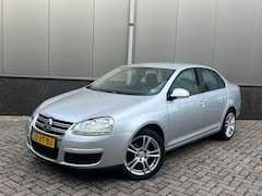Volkswagen Jetta - 1.6 Trendline Climate Cruise Trekhaak NAP