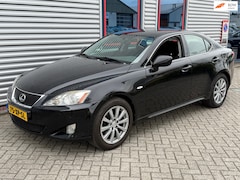 Lexus IS - 220d Business
